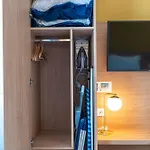 Corner-set Centre Cholet