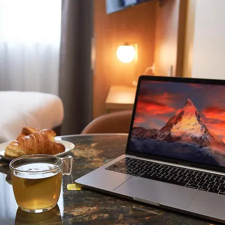 Corner-set Centre Apartament *