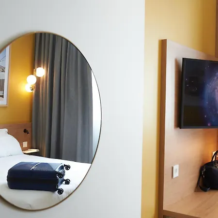Corner-set Centre Apartment Cholet