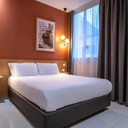 Corner-set Centre Appartement Atacames