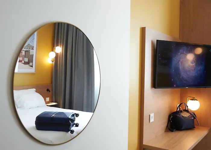 Corner-set Centre 公寓 绍莱